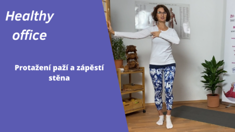 Healthy office - protažení paže - martinafallerova.cz
