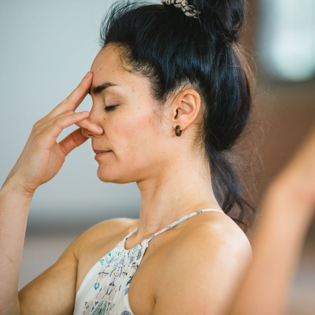 Chandra Bhedana pranayama - ochlazující dech při návalu horka
